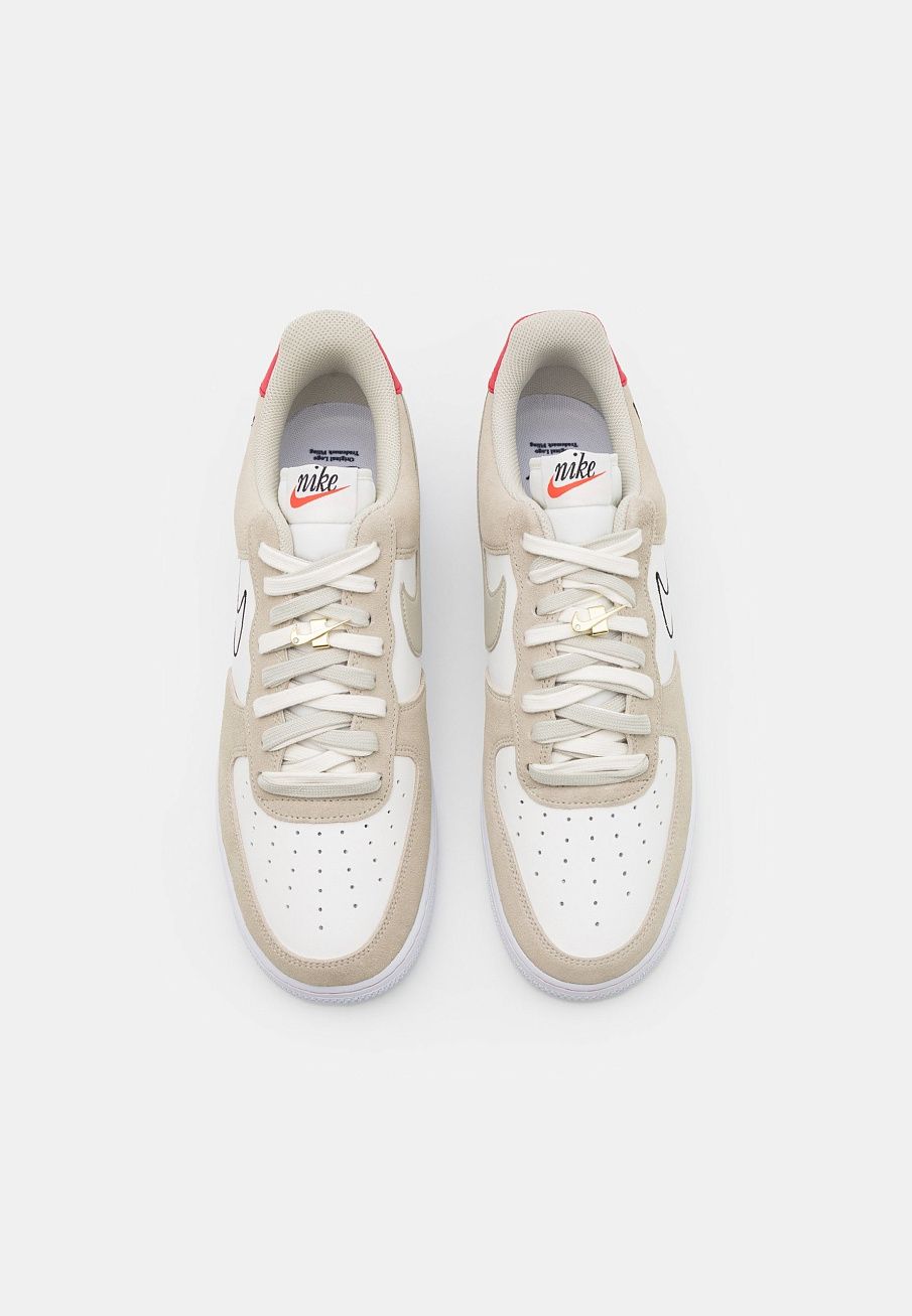 Фото № 4 с приближением к товару «‎Nike Air Force 1 ’07 »