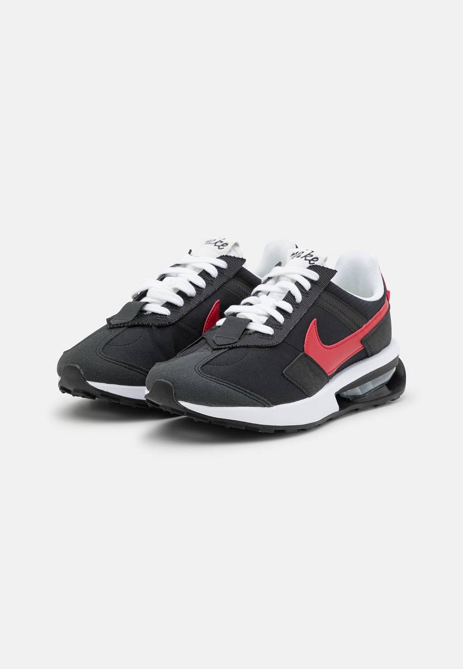 Фото № 2 с приближением к товару «‎Nike Air Max Pre Day »