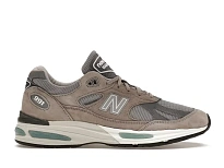 Фото № 1 с приближением к товару «‎New Balance 991v2»
