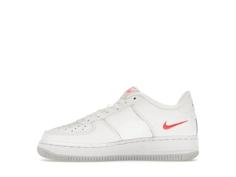 Фото № 3 с приближением к товару «‎Nike Air Force 1 Low»