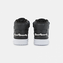 Фото № 4 с приближением к товару «‎Adidas Forum »