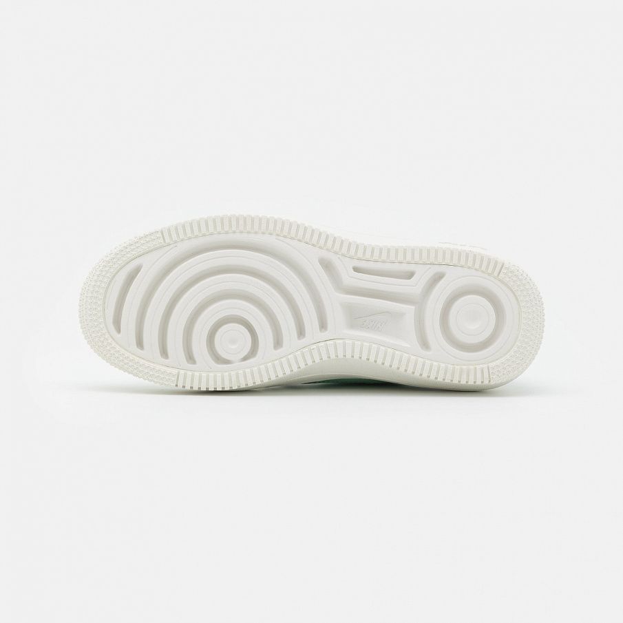 Фото № 5 с приближением к товару «‎Nike Air Force 1 Plt.af.orm »