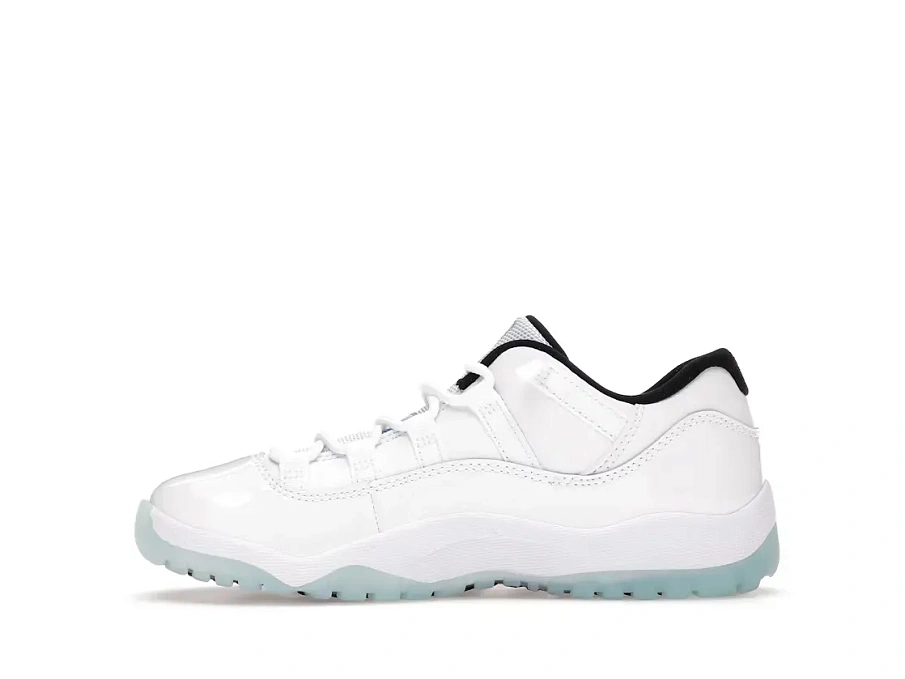 Фото № 3 с приближением к товару «‎Jordan 11 Retro Low»