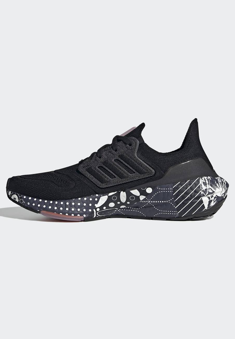 Фото № 1 с приближением к товару «‎Adidas Ultraboost»