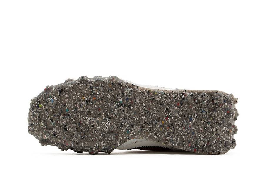 Фото № 4 с приближением к товару «‎Nike Waffle Racer Crater WhiteGreyRed»