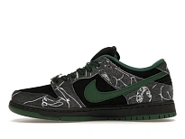 Фото № 3 с приближением к товару «‎Nike SB Dunk Low»