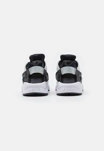 Nike Air Huarache  - 4