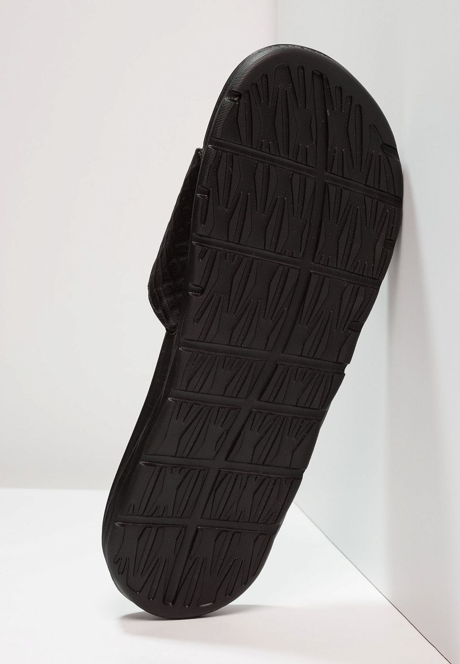 Фото № 5 с приближением к товару «‎Nike Benassi Solarsoft»