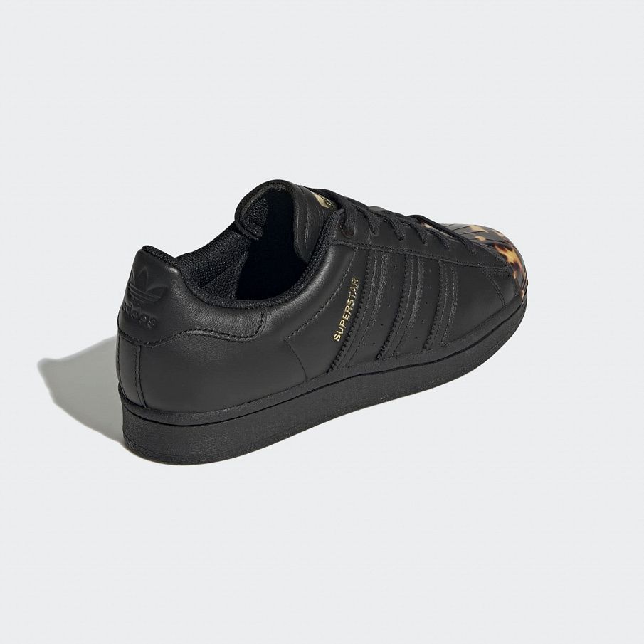 Фото № 4 с приближением к товару «‎Adidas Superstar W »