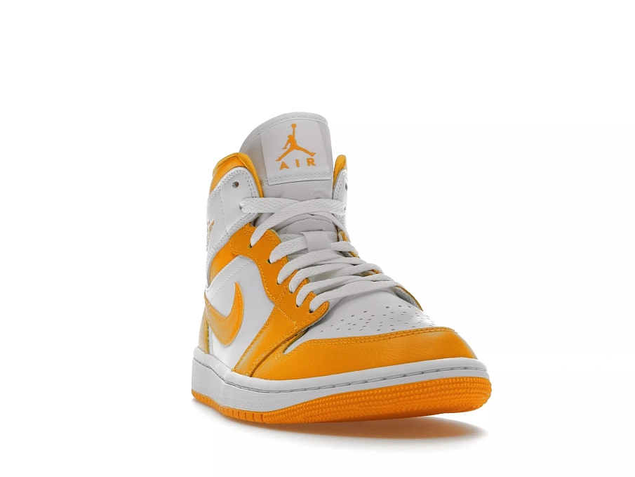 Фото № 4 с приближением к товару «‎Jordan 1 Mid White University Gold »
