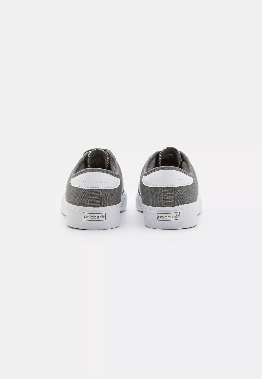 Фото № 2 с приближением к товару «‎SEELEY XT UNISEX»