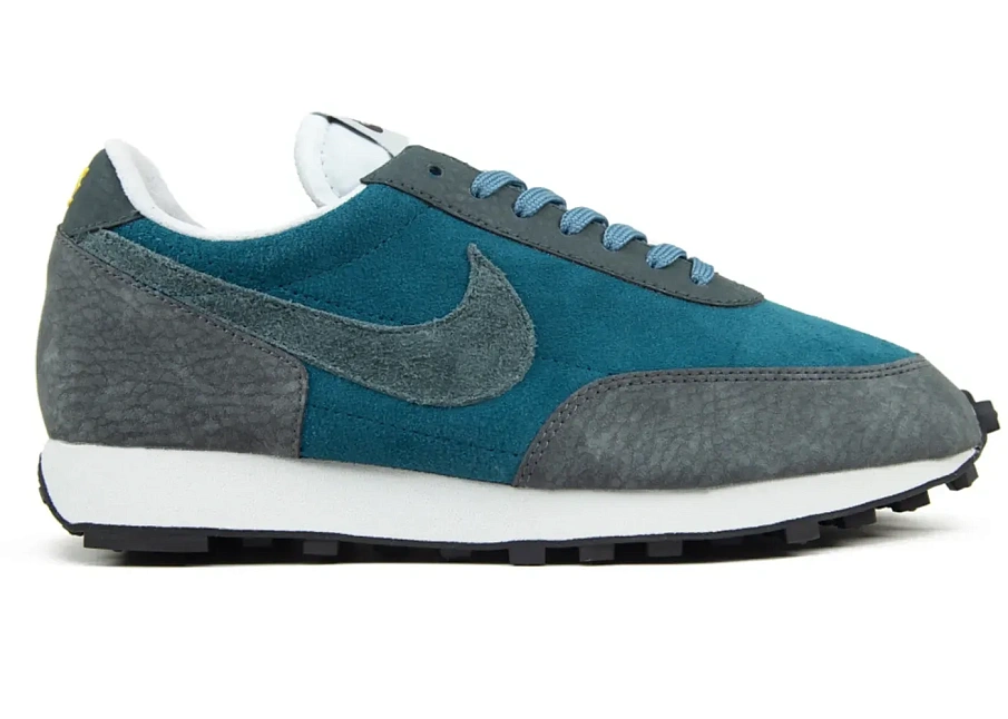 Фото № 1 с приближением к товару «‎Nike Daybreak Midnight Turquoise Seaweed Dark Smoke Grey»