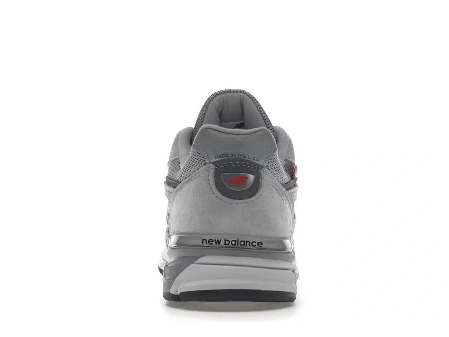 Фото № 4 с приближением к товару «‎New Balance 990v4»