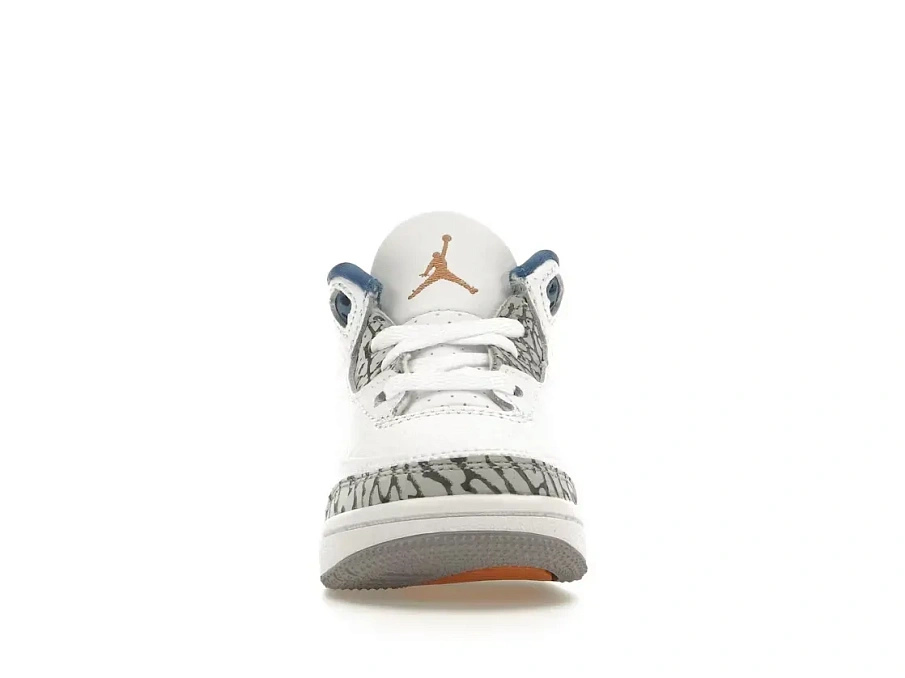 Фото № 2 с приближением к товару «‎Jordan 3 Retro»