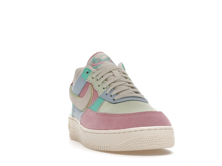 Фото № 2 с приближением к товару «‎Nike Air Force 1 Low Easter (2018)»