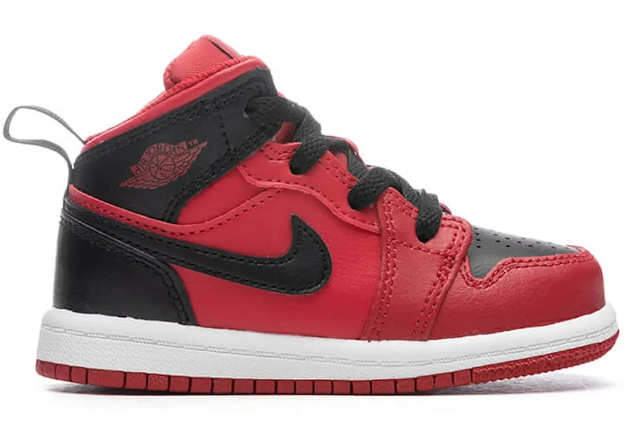 Фото № 1 с приближением к товару «‎Jordan 1 Mid»