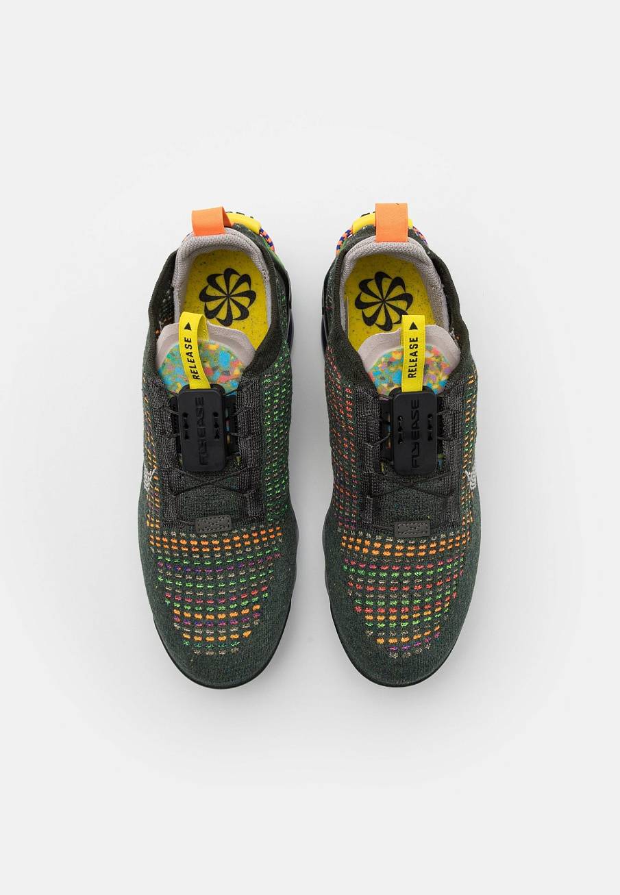 Фото № 4 с приближением к товару «‎Nike Air Vapormax 2020 FK »