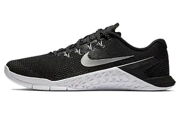 Nike Wmns Metcon 4 'Black Metallic Silver' - 1