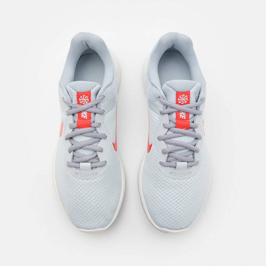 Фото № 4 с приближением к товару «‎Nike Revolution 6 NN»