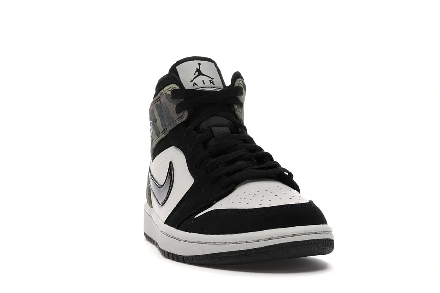 Фото № 4 с приближением к товару «‎Jordan 1 Mid Camo (2020)»
