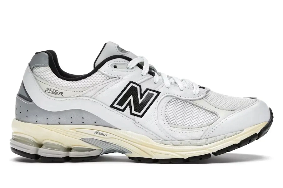 Фото № 1 с приближением к товару «‎New Balance 2002R»