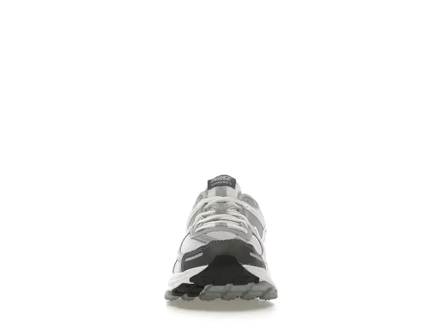 Фото № 2 с приближением к товару «‎Nike Zoom Vomero 5»