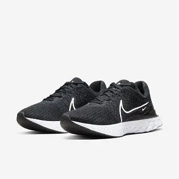 Nike Wmns React Infinity FK 3 Low-Top Running Shoes BlackWhite - 3