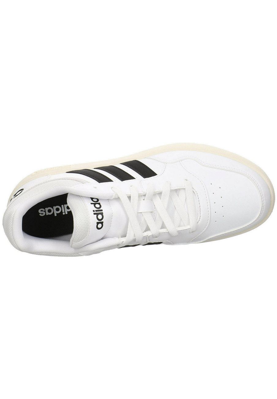 Фото № 3 с приближением к товару «‎Adidas Hoops »