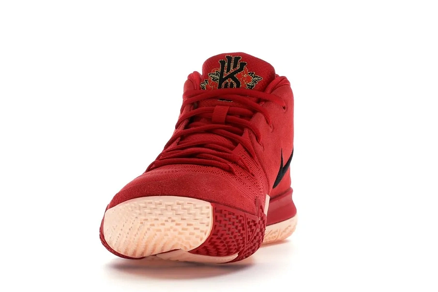 Фото № 2 с приближением к товару «‎Nike Kyrie 4 Chinese New Year (2018)»