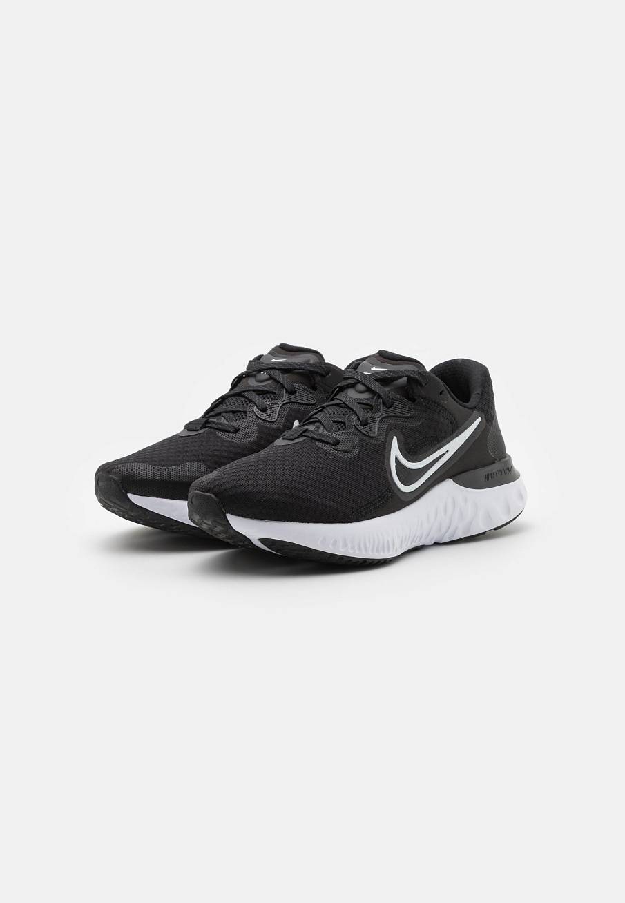 Фото № 2 с приближением к товару «‎Nike Renew Run 2»