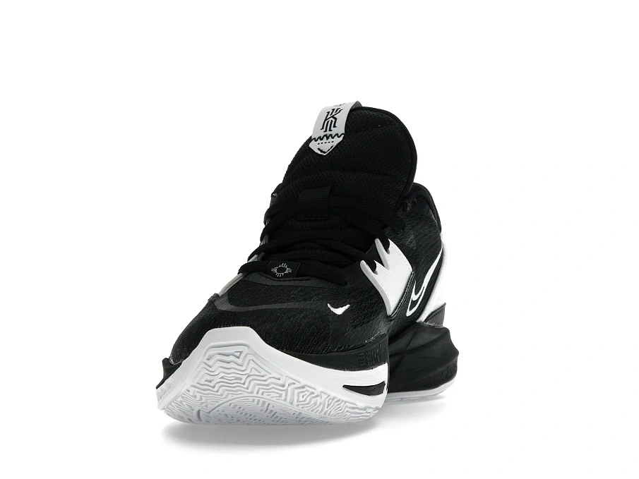 Фото № 4 с приближением к товару «‎Nike Kyrie 5 Low TB Black White»