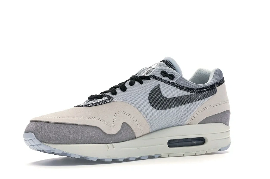Фото № 2 с приближением к товару «‎Nike Air Max 1 Inside Out Phantom Black»