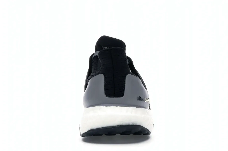 Фото № 4 с приближением к товару «‎adidas Ultra Boost Black Grey »