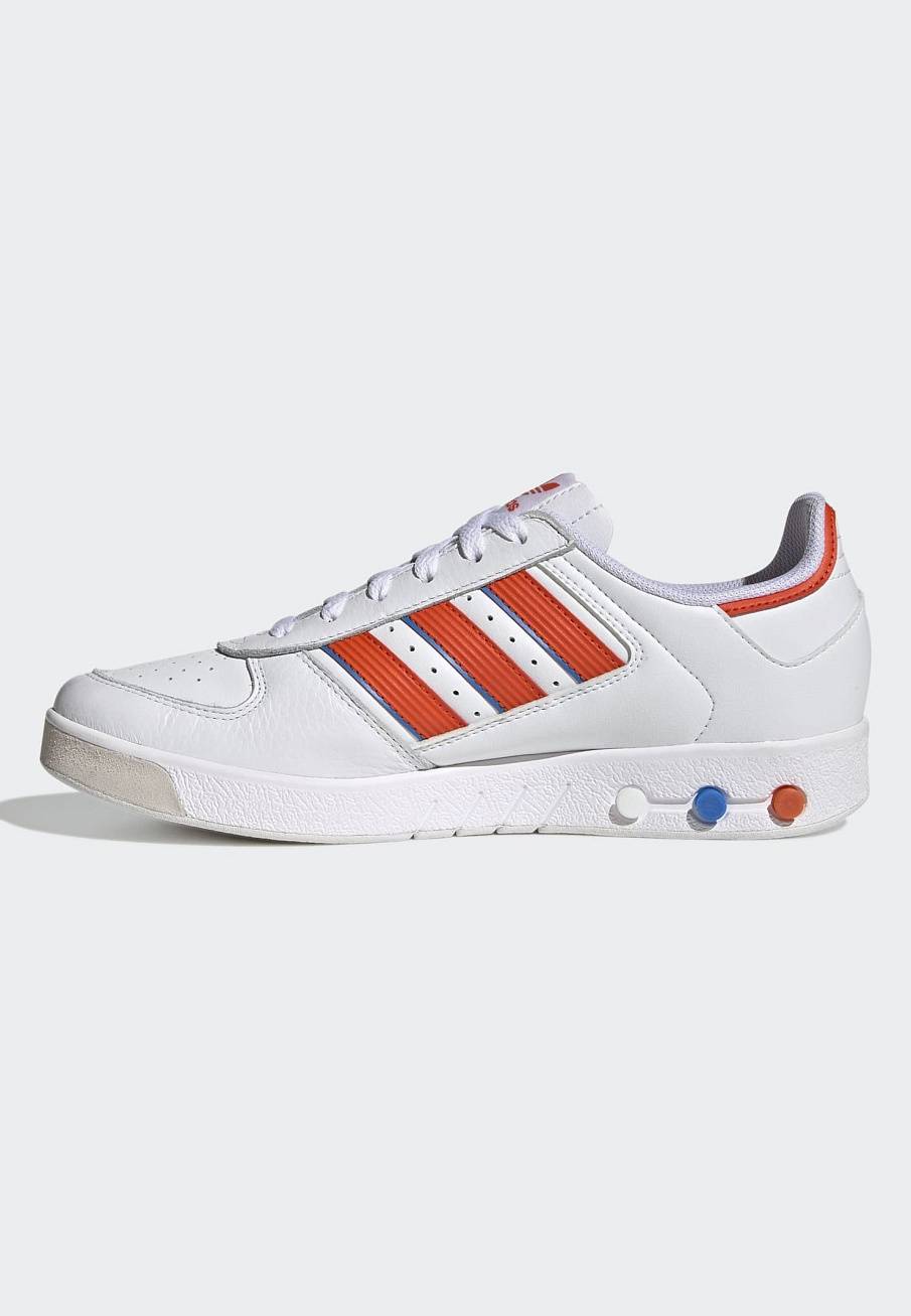 Фото № 4 с приближением к товару «‎Adidas Court »
