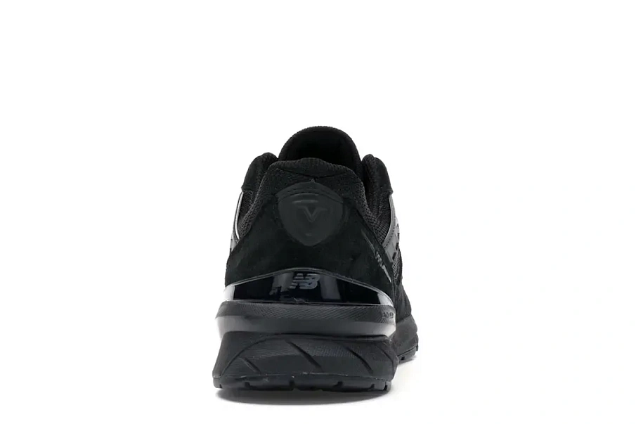 Фото № 4 с приближением к товару «‎New Balance 990v5»