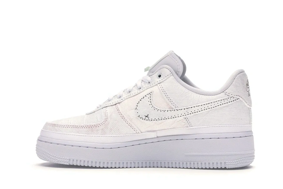 Фото № 5 с приближением к товару «‎Nike Air Force 1 LX Reveal Black Swoosh »