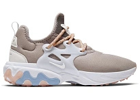 Фото № 1 с приближением к товару «‎Nike React Presto Coral Stardust »