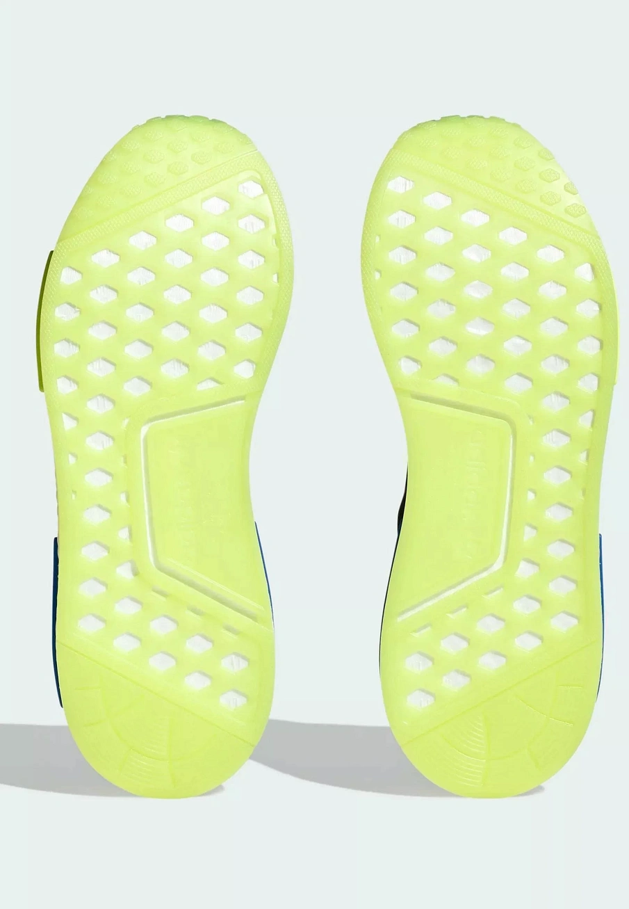 Фото № 2 с приближением к товару «‎NMD R1 X  HERZ»