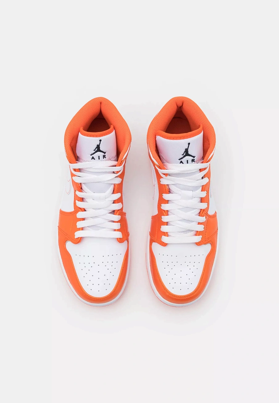 Фото № 4 с приближением к товару «‎AIR JORDAN 1 MID SE»
