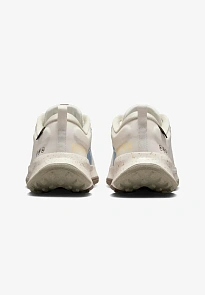 Фото № 4 с приближением к товару «‎Trail running shoes»