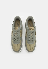 Фото № 4 с приближением к товару «‎AIR FORCE 1 07 LV8»