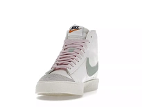 Фото № 2 с приближением к товару «‎Nike Blazer Mid 77 Premium Certified Fresh»