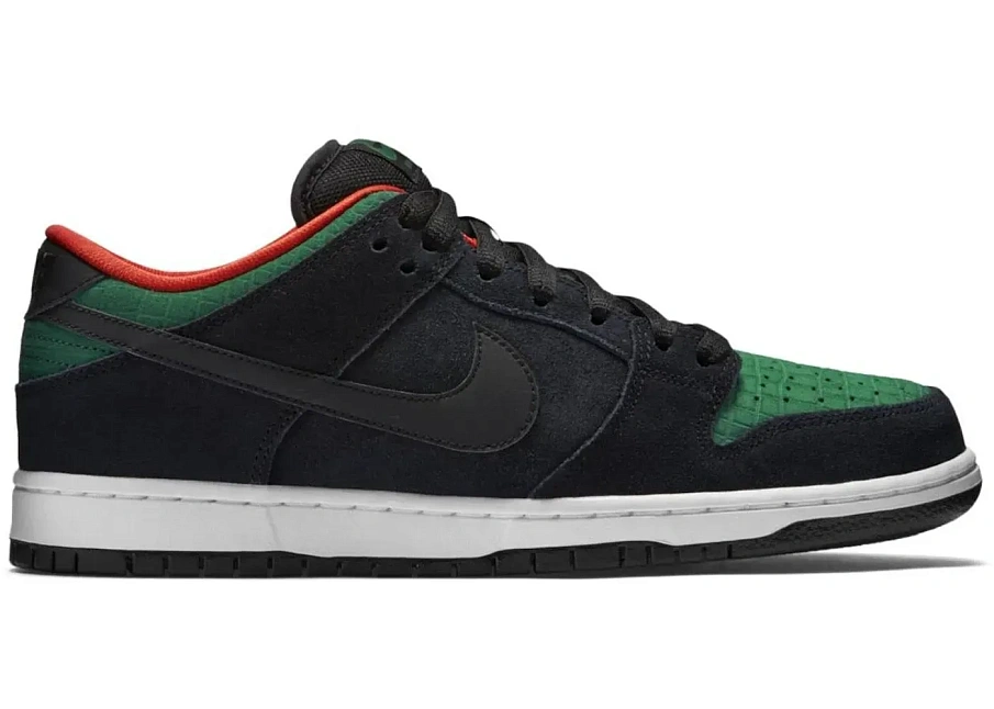 Фото № 1 с приближением к товару «‎Nike SB Dunk Low Reptile Gucci»