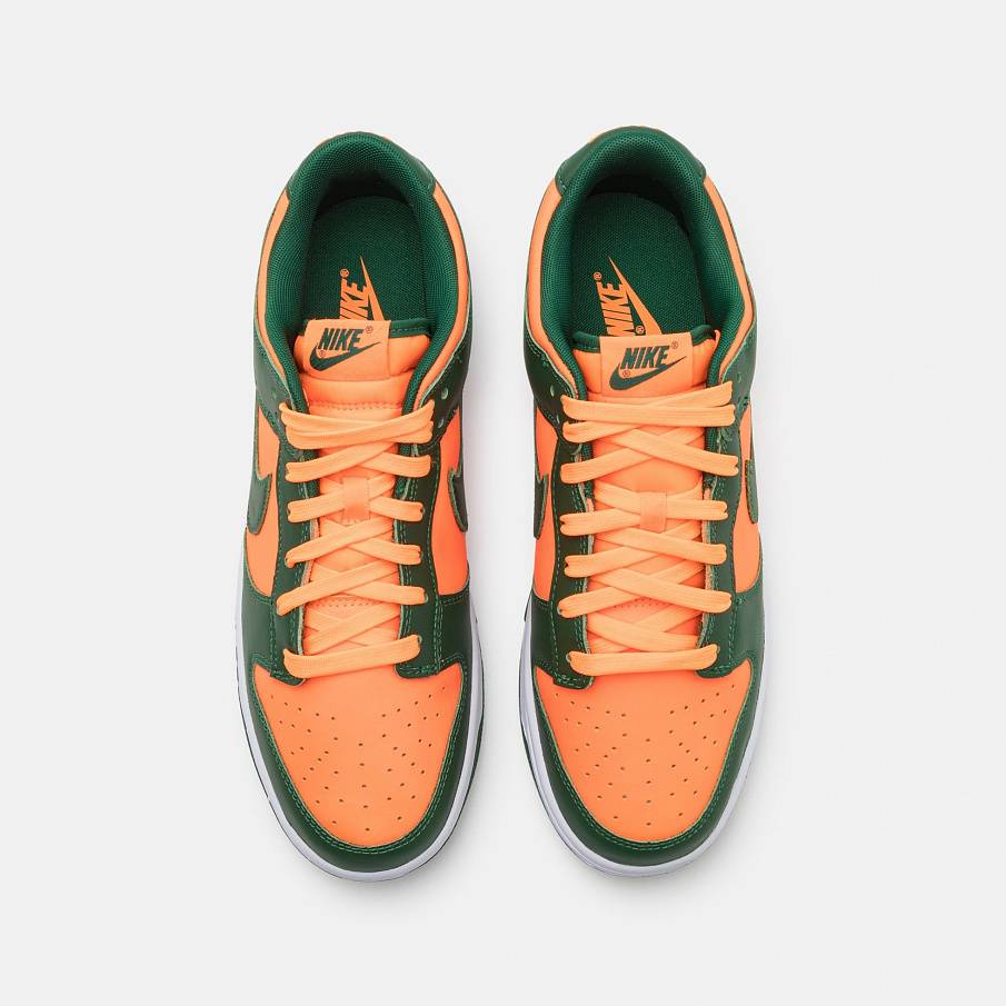 Фото № 4 с приближением к товару «‎Nike Dunk Retro »