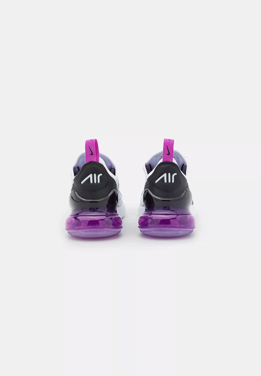 Фото № 4 с приближением к товару «‎AIR MAX 270»