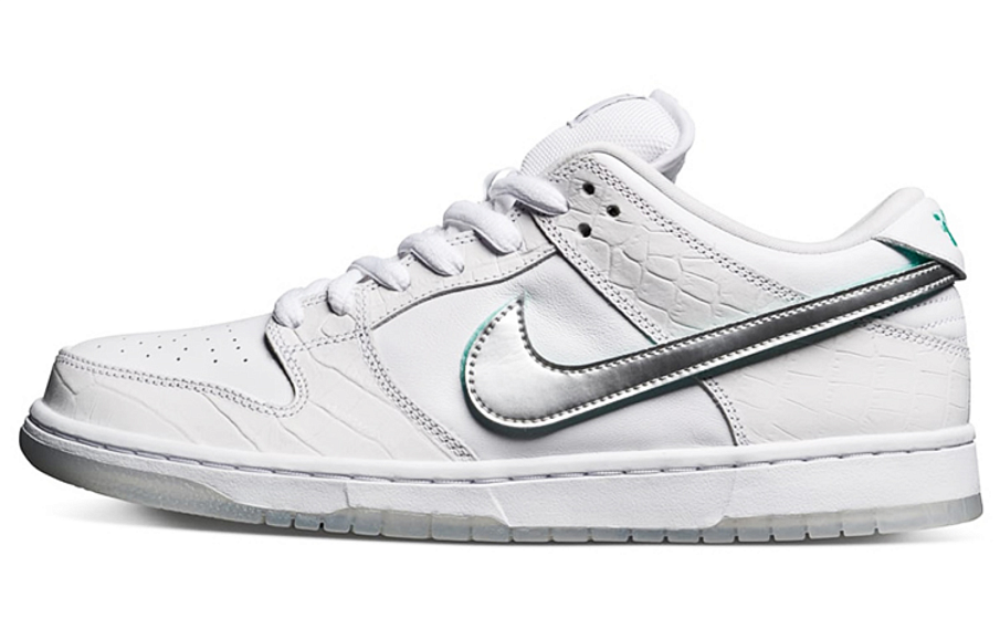 Фото № 1 с приближением к товару «‎Diamond Supply Co. X Nike Sb Dunk Low Skate Shoes White Diamond»
