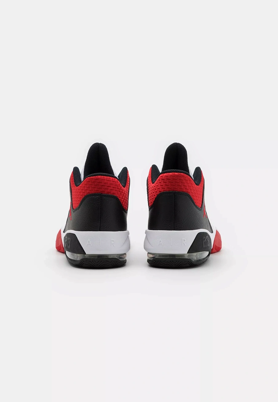 Фото № 3 с приближением к товару «‎JORDAN MAX AURA 3»