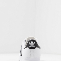Фото № 4 с приближением к товару «‎Adidas Coast Star »