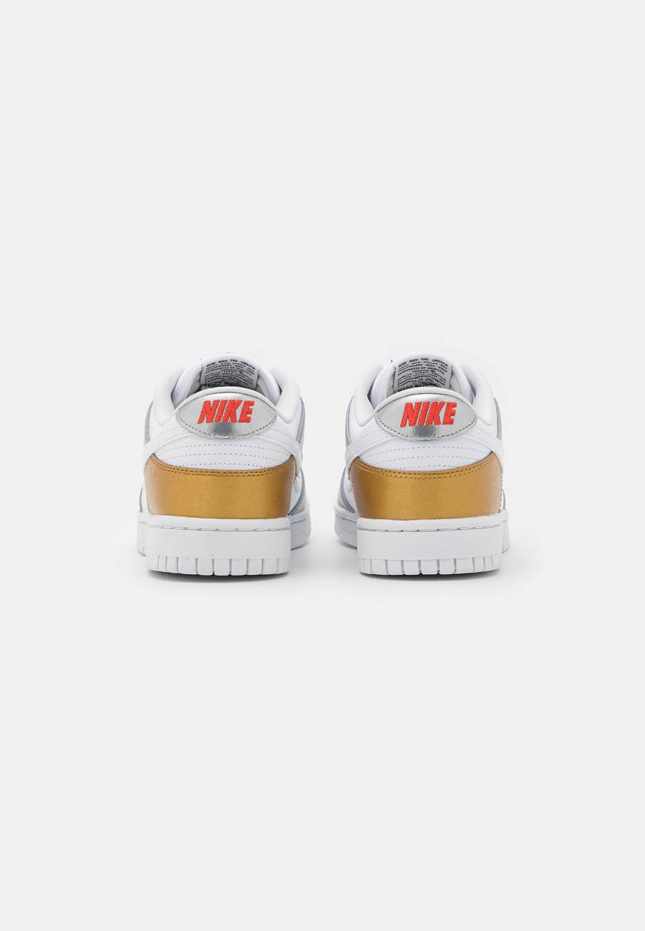 Фото № 5 с приближением к товару «‎Nike Dunk SE Arlm 2 »