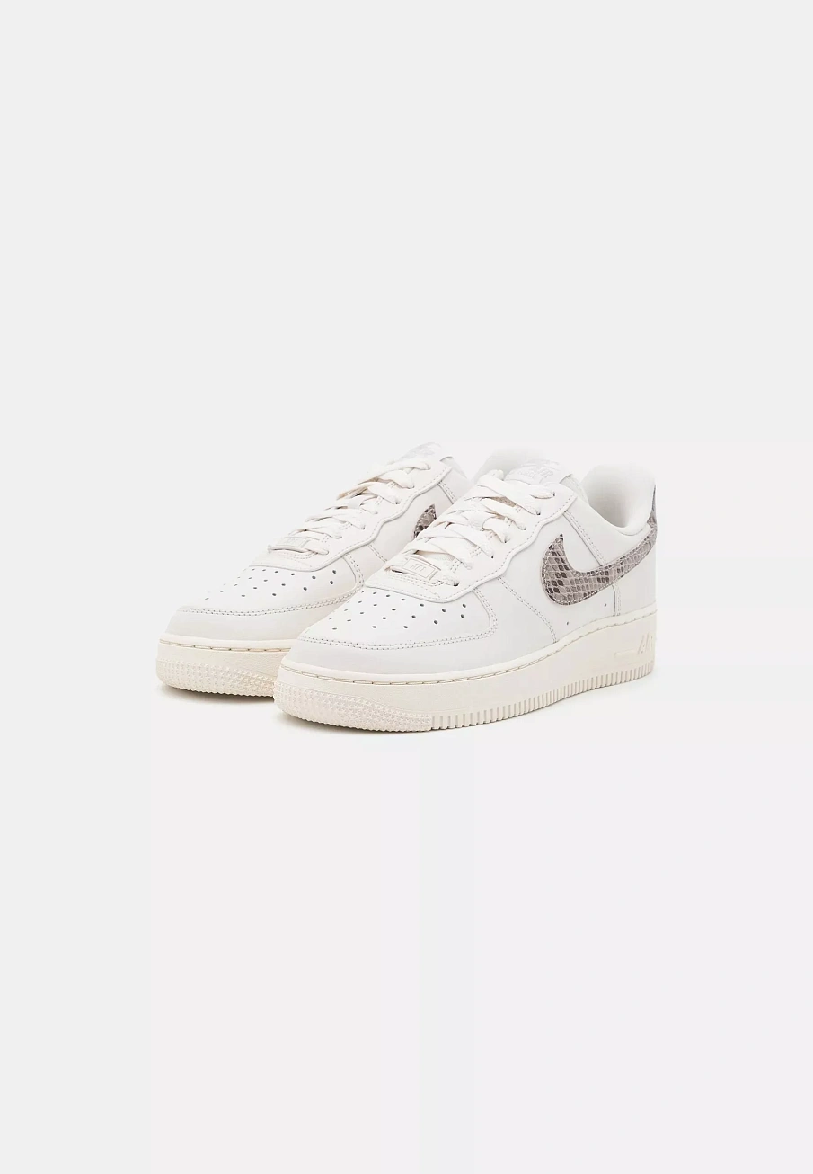 Фото № 2 с приближением к товару «‎AIR FORCE 1 '07 REC»